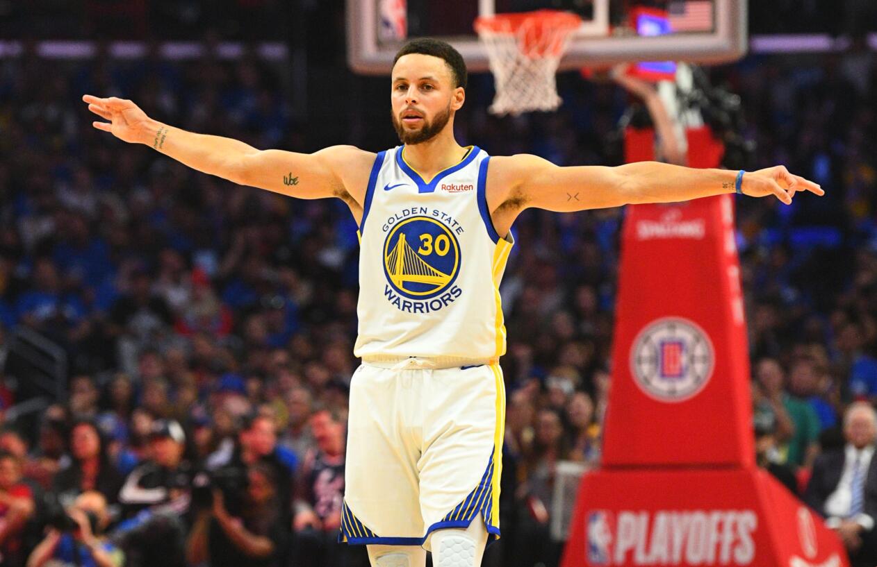 国游泳在国 国游泳在国