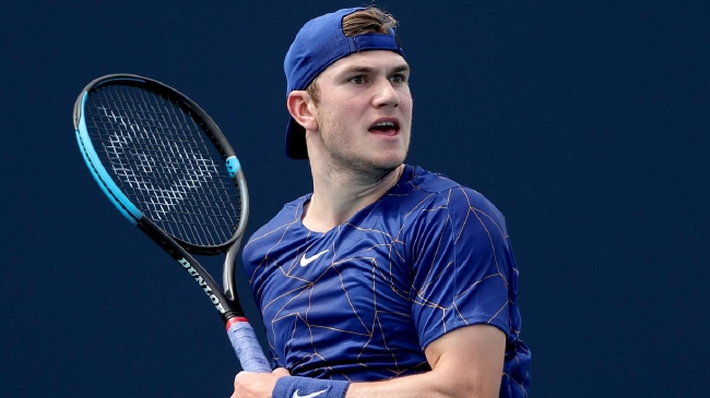 的坚实墙壁 的坚实墙壁